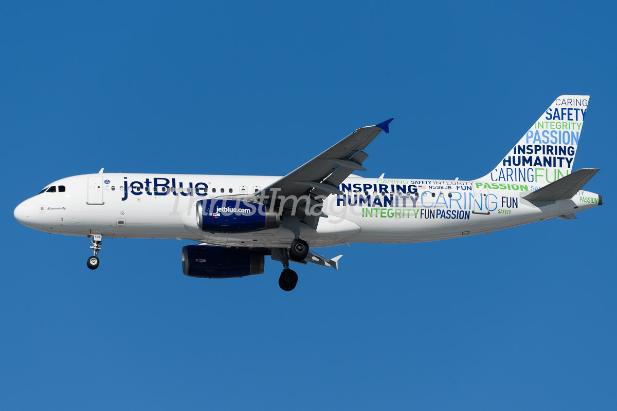 Airbus A320-232 N598JB (cn 2314) "Bluemanity"